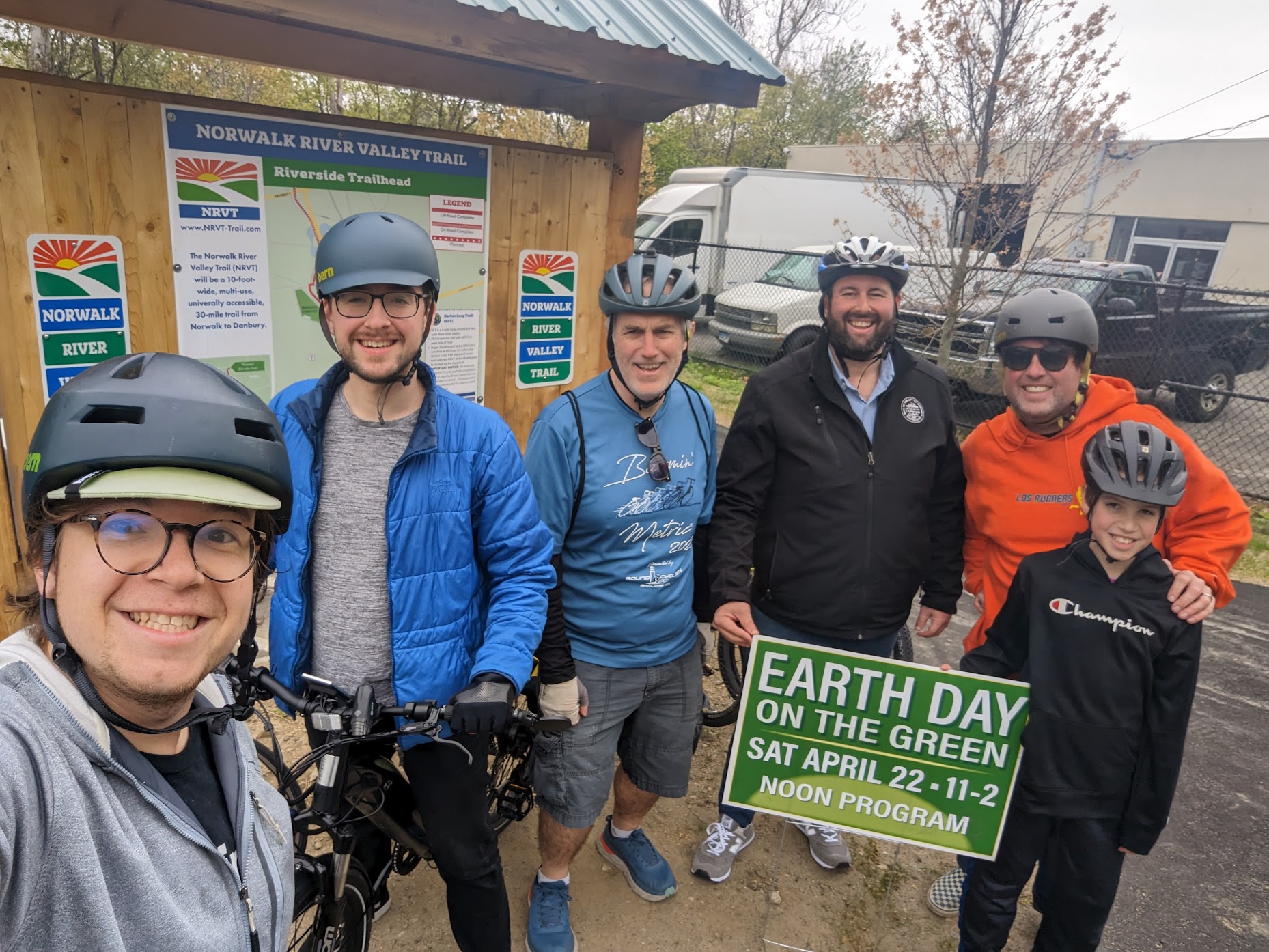 Thank you for joining us at “Earth Day on The Green”! Over 400